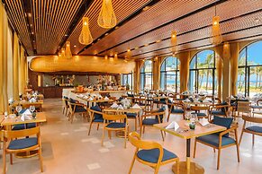 Wyndham Hoi An Royal Beachfront Resort & Villas