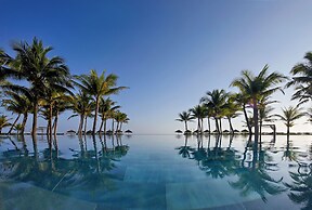 Wyndham Hoi An Royal Beachfront Resort & Villas