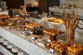 Wyndham Hoi An Royal Beachfront Resort & Villas