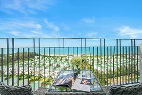 Wyndham Hoi An Royal Beachfront Resort & Villas