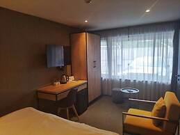 Teghenis Resort