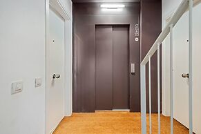 Modern and Chic Apartments in Gracia