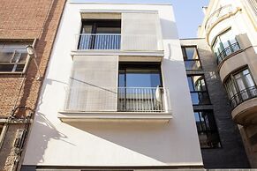 Modern and Chic Apartments in Gracia