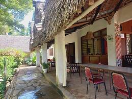 Comfy Dhows Hotel, Kilifi