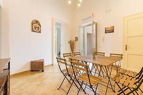 3185 Una Finestra sul Porto by Barbarhouse