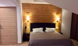 HOTEL LE CHARDON BLEU