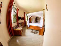 Sandmark Hotel Serengeti