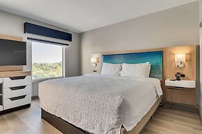 Holiday Inn Express and Suites Destin Miramar Beach by IHG