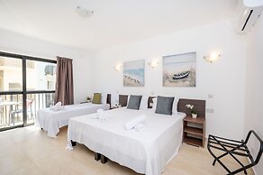 Islet Seafront 1 Bedroom Apartment