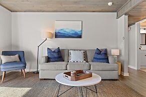 Modern Mountain Escape