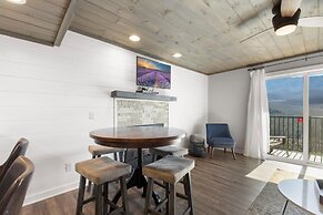 Modern Mountain Escape