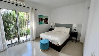 Villa Scenic with Private Pool- Sleeps 8