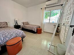 Villa Scenic with Private Pool- Sleeps 8