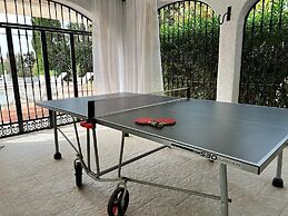 Villa Scenic with Private Pool- Sleeps 8