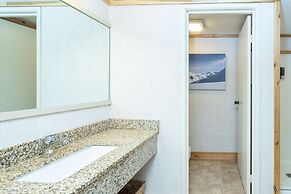 Mountainside Inn 310 1 Bedroom Hotel Room by Alpine Lodging Telluride