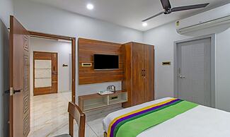 Treebo Abhi Suites, 400 M From Guntur Junction