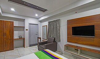 Treebo Abhi Suites, 400 M From Guntur Junction
