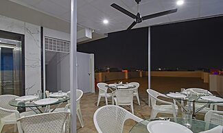 Treebo Abhi Suites, 400 M From Guntur Junction