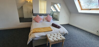 Luxury King House