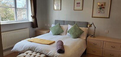 Luxury King House