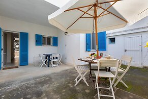 3184 Villino La Tramontana by Barbarhouse