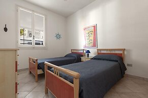 3184 Villino La Tramontana by Barbarhouse