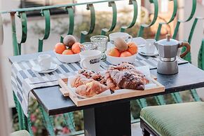 Casa Designer in Lucca