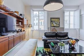 Casa Designer in Lucca