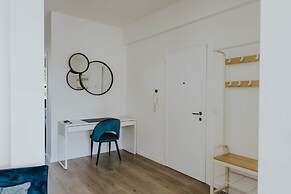 Museum View - Bright and Spacious Apartment