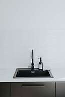 Museum View - Bright and Spacious Apartment