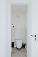 Museum View - Bright and Spacious Apartment