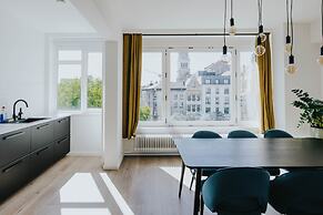 Museum View - Bright and Spacious Apartment