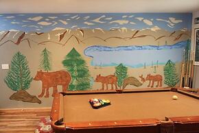 Pine Mountain Paradise 3 Bedroom Home by RedAwning