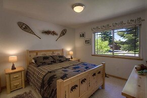 Pine Mountain Paradise 3 Bedroom Home by RedAwning