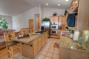 Pine Mountain Paradise 3 Bedroom Home by RedAwning