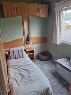 Lovely 3-bed Caravan in Foel, Welshpool