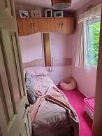 Lovely 3-bed Caravan in Foel, Welshpool