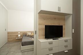 Lauri 0 18 by Wonderful Italy