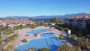 Lauri 0 18 by Wonderful Italy