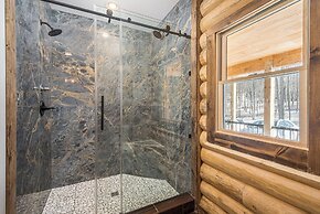 Honey Bear Hideaway by Taylor Made Deep Creek