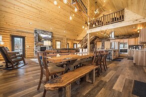 Honey Bear Hideaway by Taylor Made Deep Creek