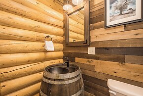 Honey Bear Hideaway by Taylor Made Deep Creek