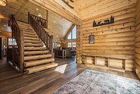 Honey Bear Hideaway by Taylor Made Deep Creek