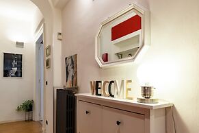 Apple House al Duomo by Wonderful Italy