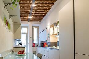 Apple House al Duomo by Wonderful Italy