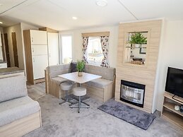 3 Bed New Lodge - 7 Lakes Country Park Dn17