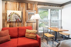 Mountainside Inn 412 1 Bedroom Hotel Room by Alpine Lodging Telluride