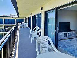 Ocean House 311 by Distinctive Beach Rentals