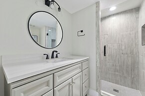Ocean House 311 by Distinctive Beach Rentals