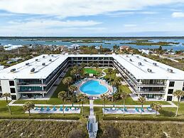 Ocean House 311 by Distinctive Beach Rentals